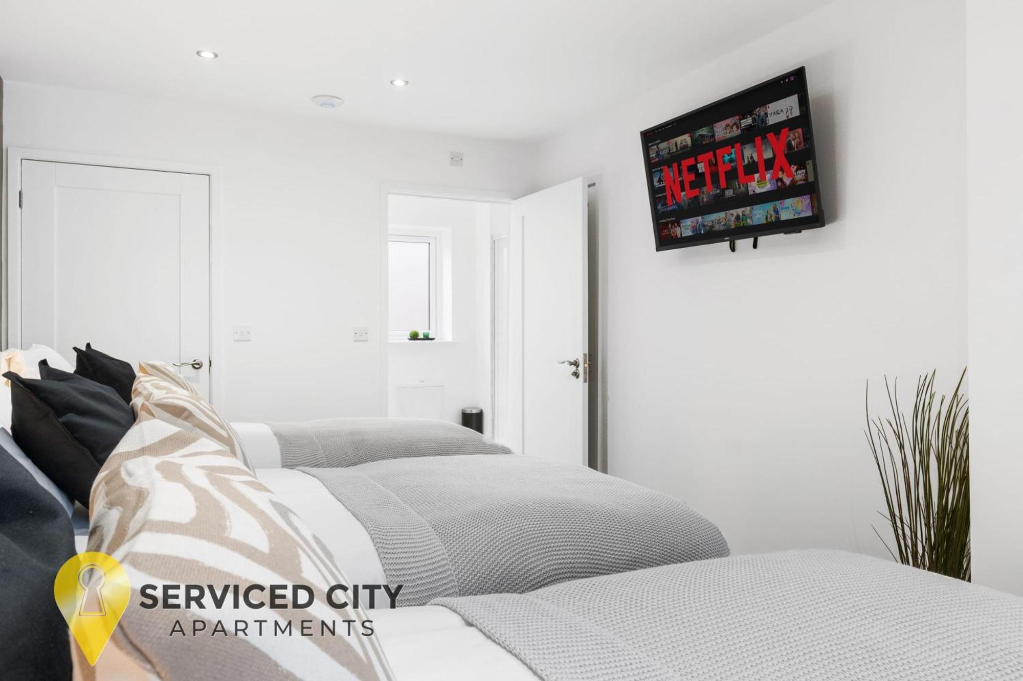Sca-arden House 10min To Nec Sleeps 6 Parks 2 Vans * Coventry