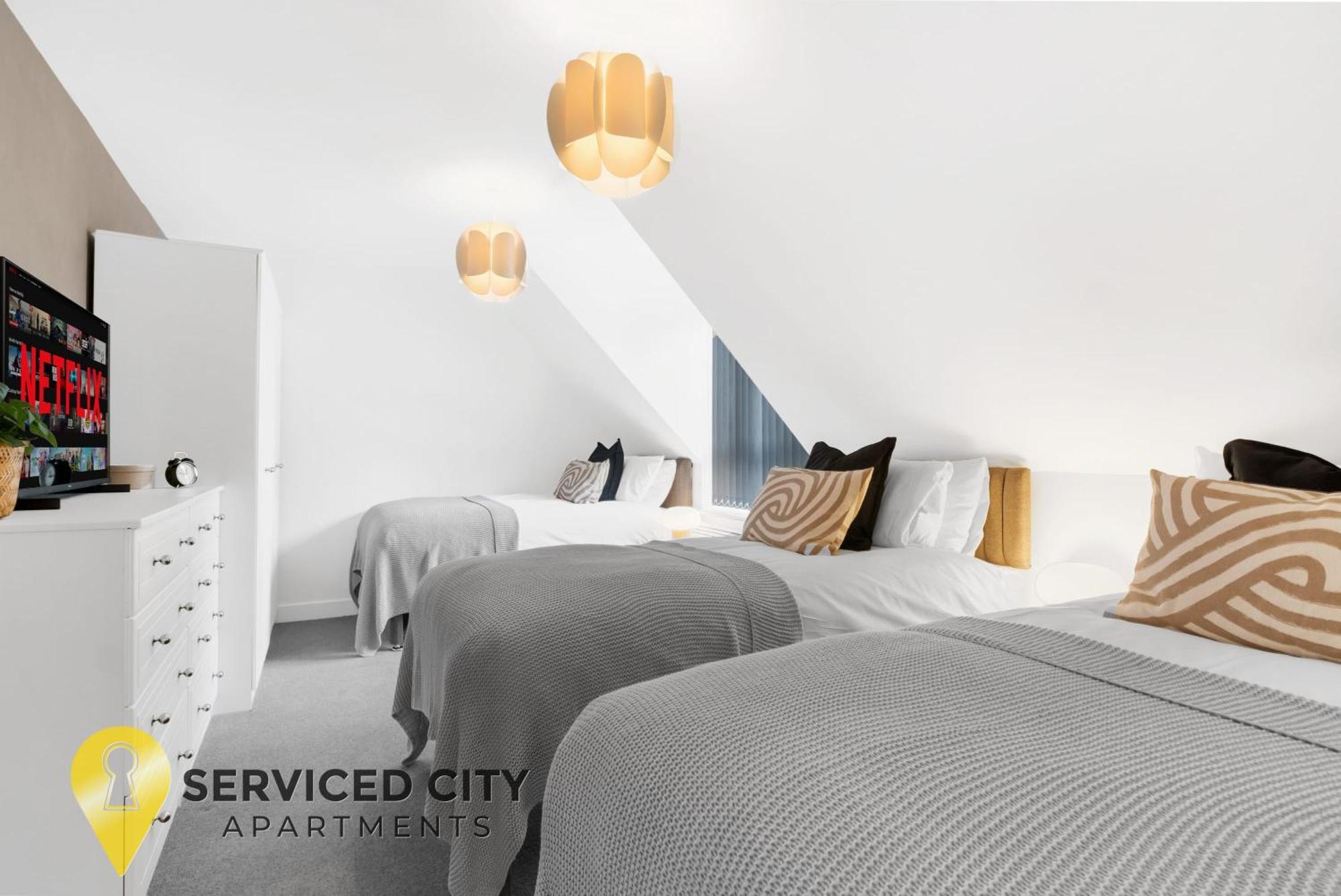 Sca-arden House 10min To Nec Sleeps 6 Parks 2 Vans Сasa de vacaciones Coventry